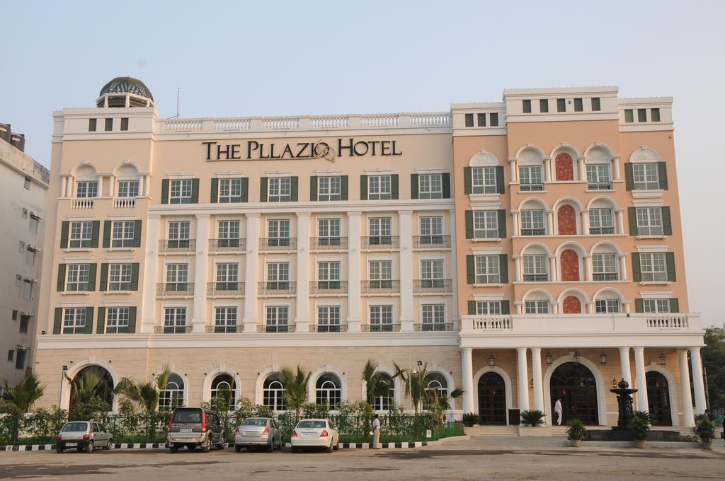 The Pllazio Hotel Gurgaon Exterior foto